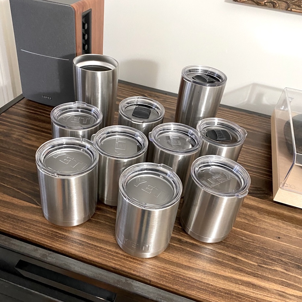10oz and 20oz Yetis